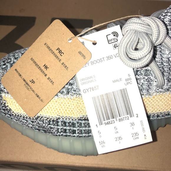 ⚠️SOLD ⚠️Yeezy Boost 350 V2 Ash Blue Size 5.5M/ - Picture 7 of 9